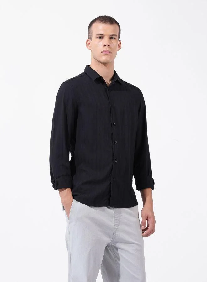 The Indian Garage Co Men Regular Fit Textured Cutaway Collar Full Sleeves Shirt